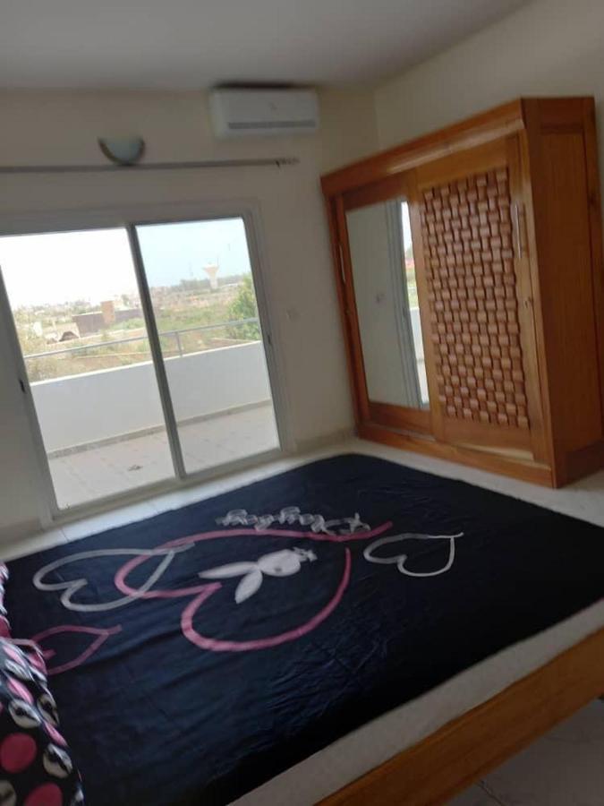 Villa Diambars Sali Tapé Buitenkant foto
