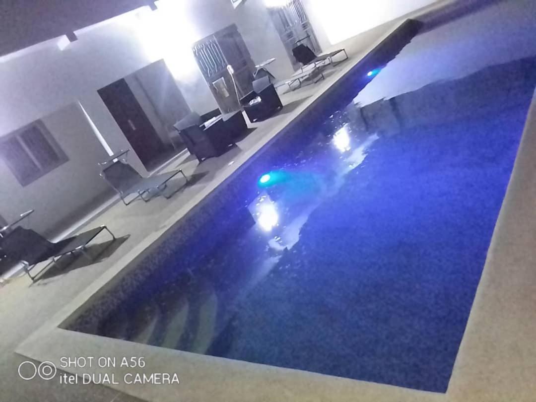 Villa Diambars Sali Tapé Buitenkant foto